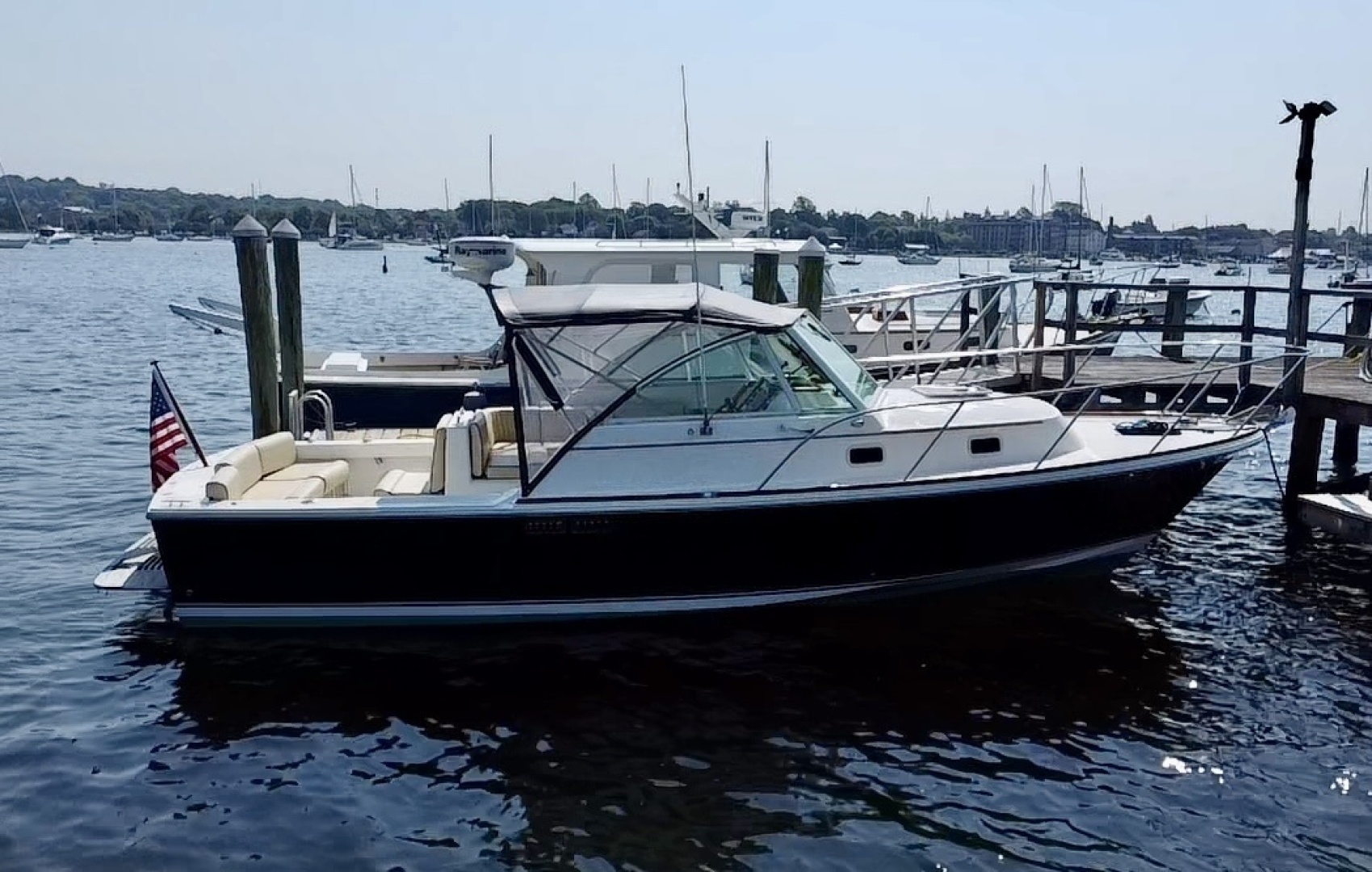Early Light 29ft Surf Hunter Yacht For Sale