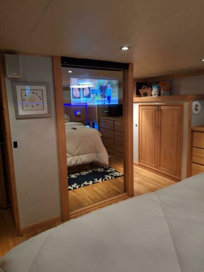1988 Viking Motor Yacht