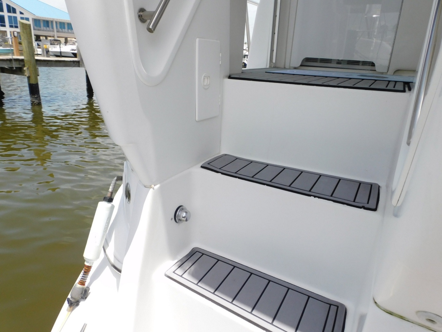 44ft Cruisers Yachts Yacht For Sale 44ft Cruisers Yachts Yacht For Sale