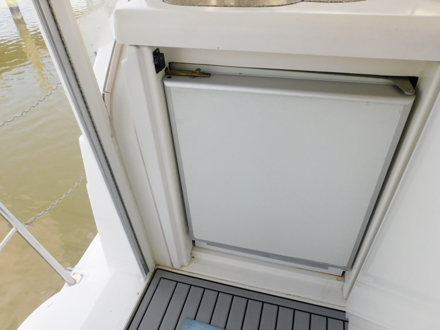 44ft Cruisers Yachts Yacht For Sale 44ft Cruisers Yachts Yacht For Sale