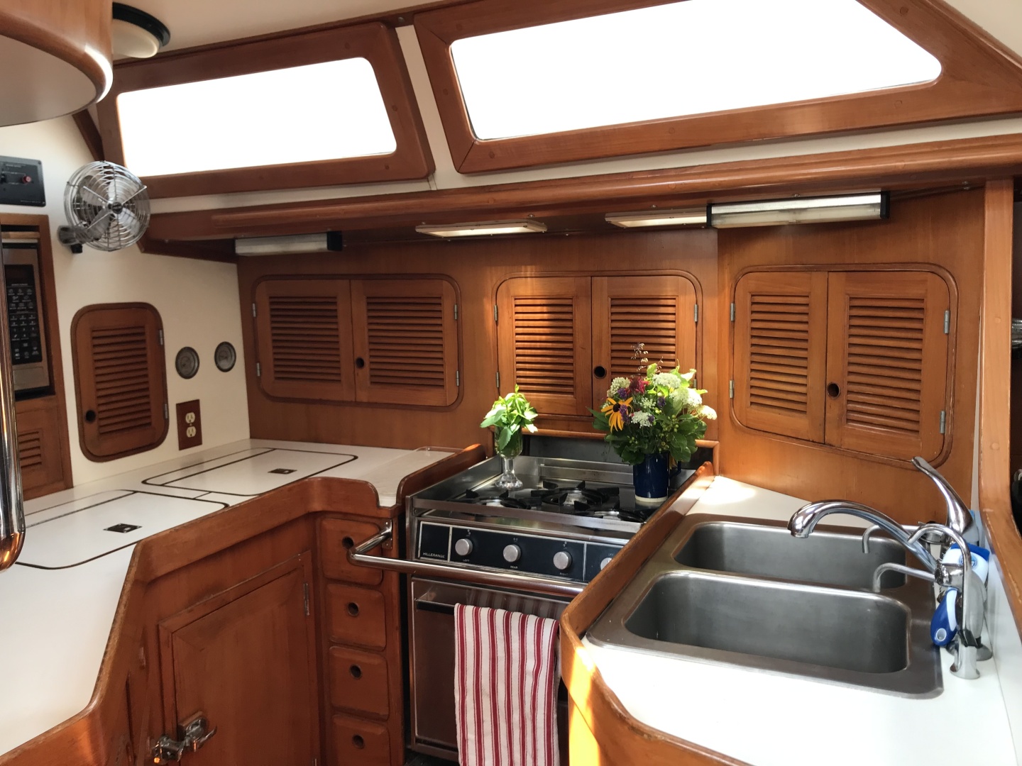 44ft Norseman Yacht For Sale