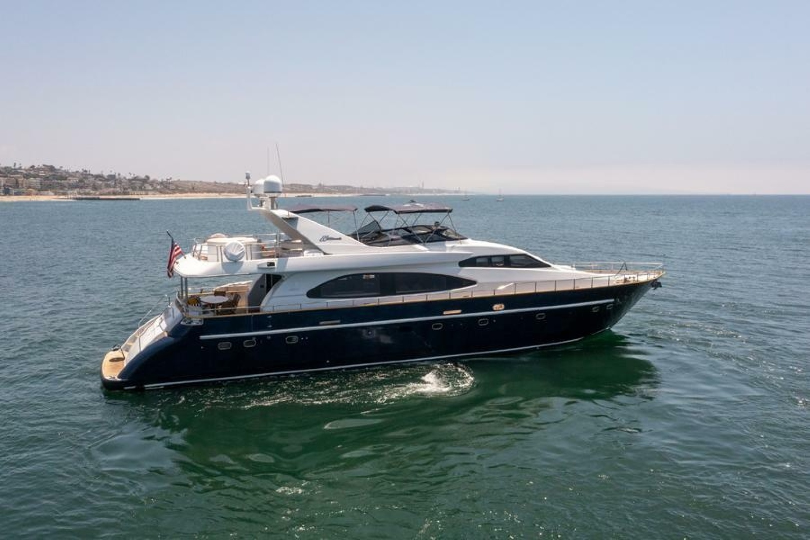 Gravity 85ft Azimut Yacht For Sale