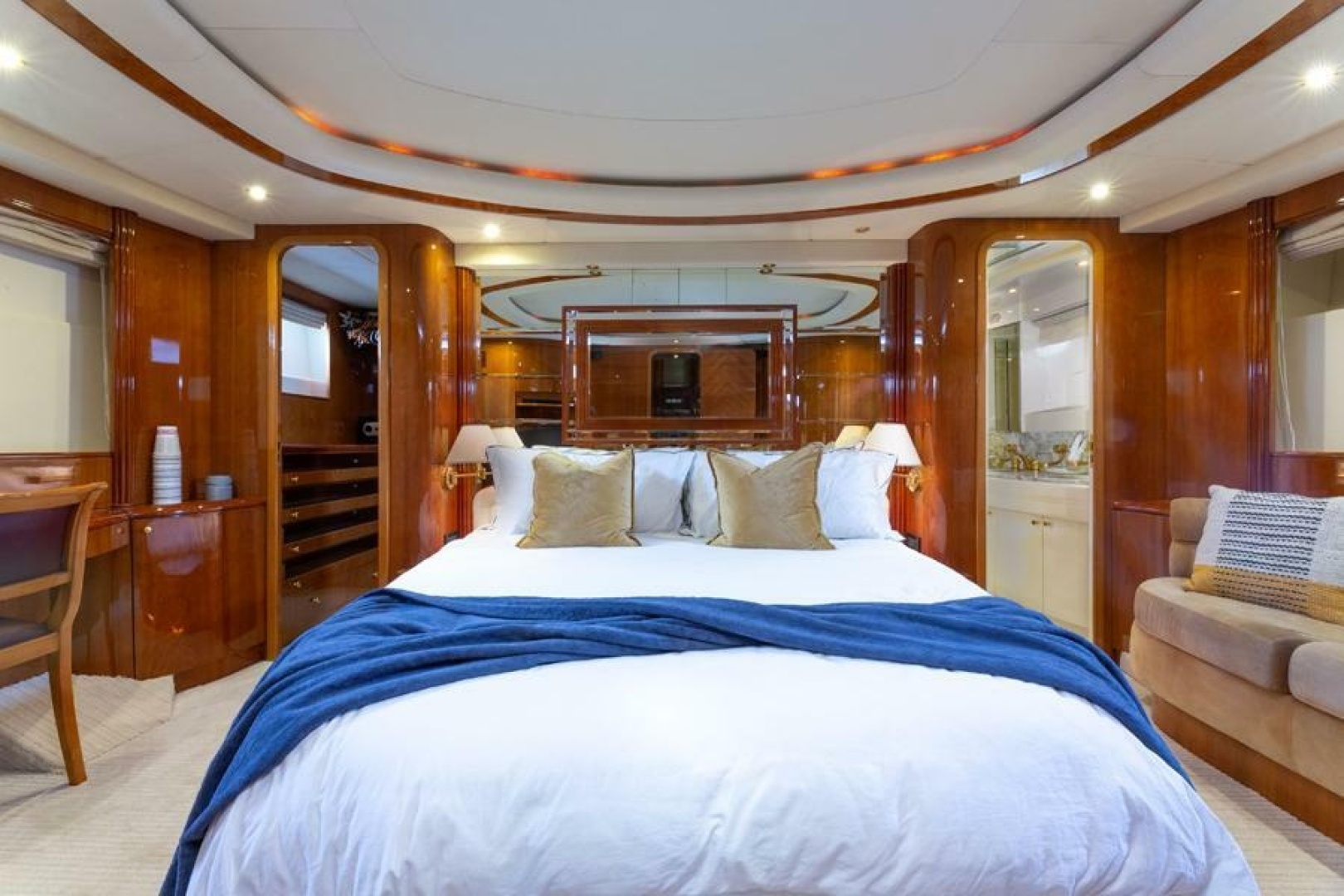 Gravity 85ft Azimut Yacht For Sale