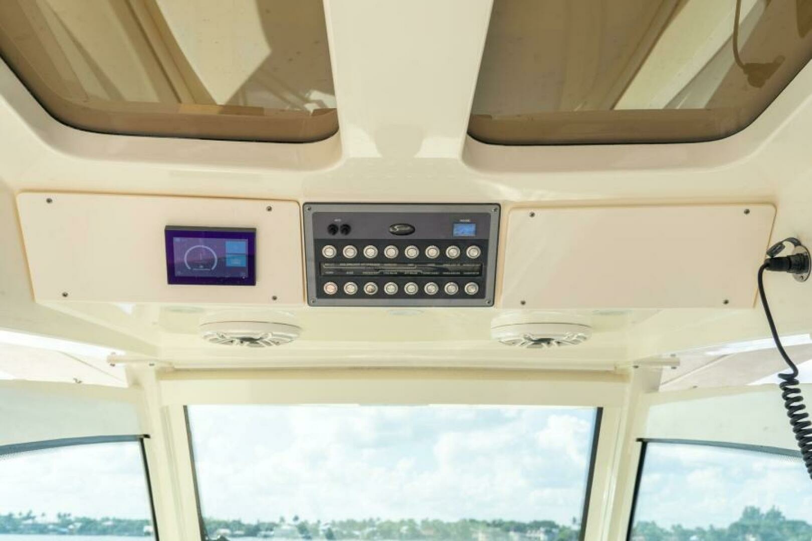 Scout 355 LXF Yacht For Sale
