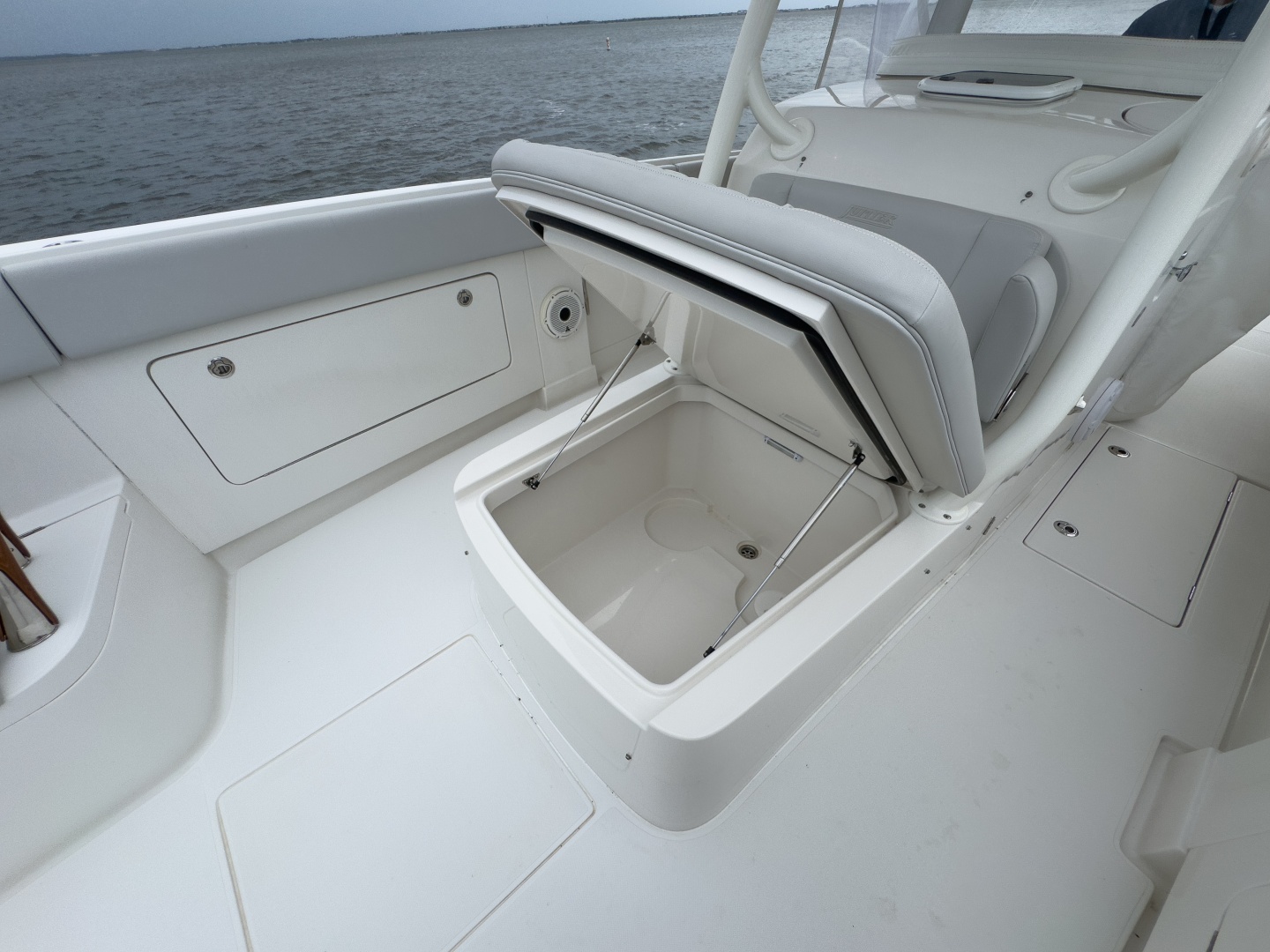 Flooring It 38ft Jupiter Yacht For Sale
