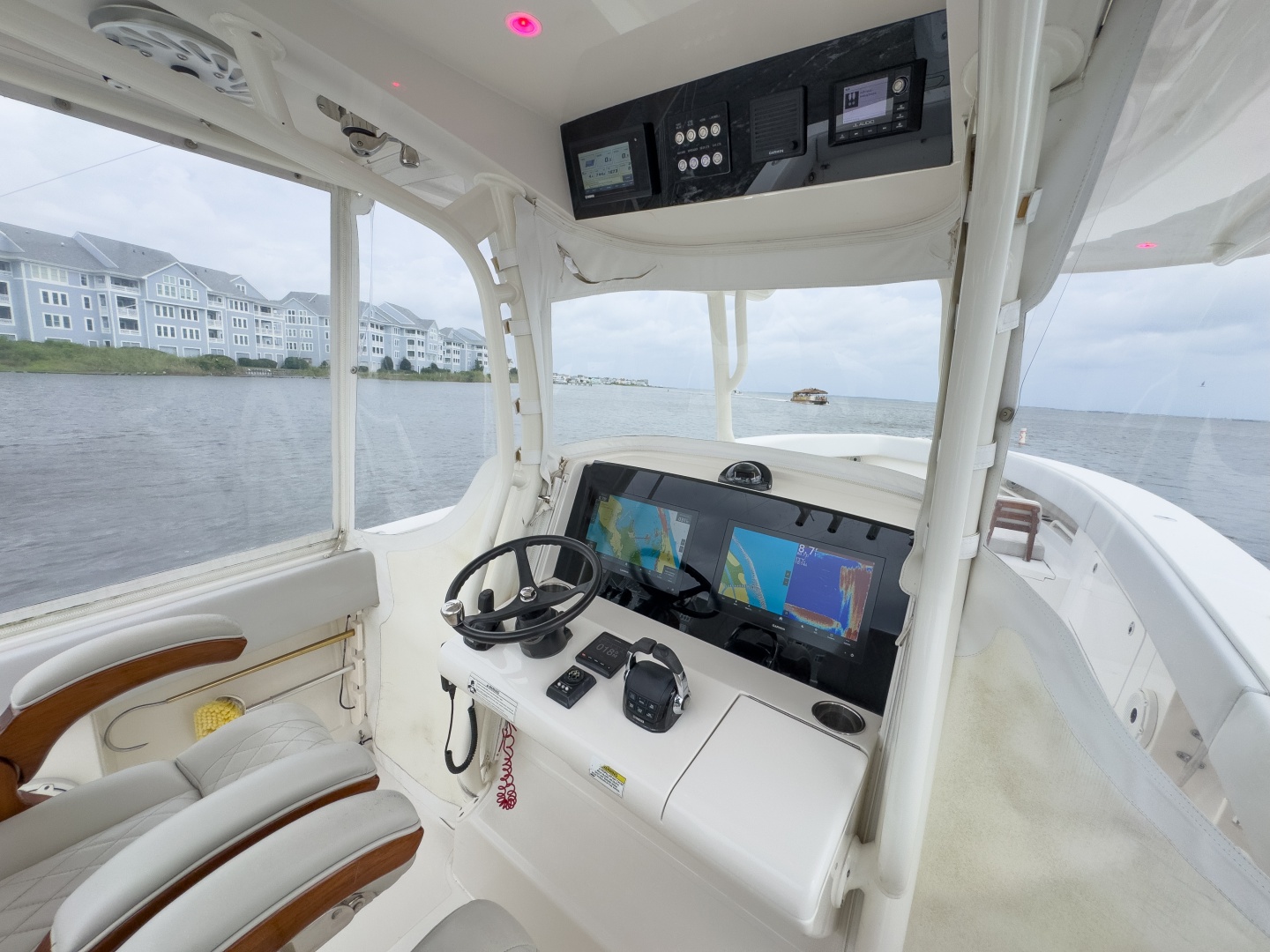 Flooring It 38ft Jupiter Yacht For Sale