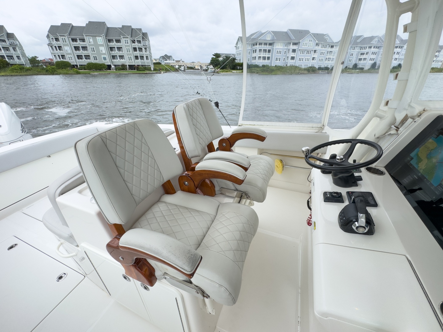 Flooring It 38ft Jupiter Yacht For Sale