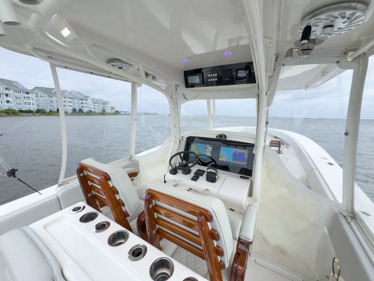Flooring It 38ft Jupiter Yacht For Sale