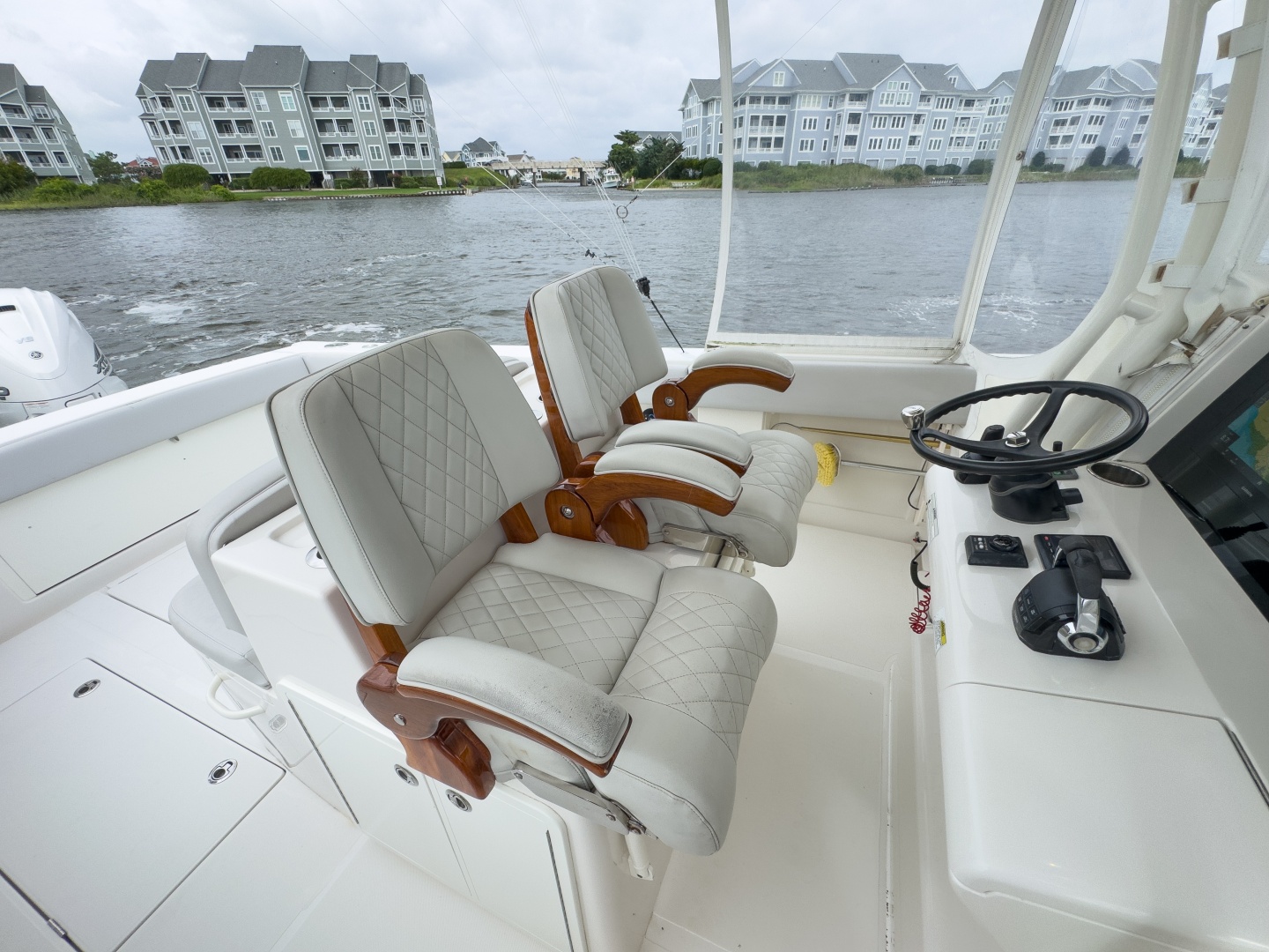 Flooring It 38ft Jupiter Yacht For Sale