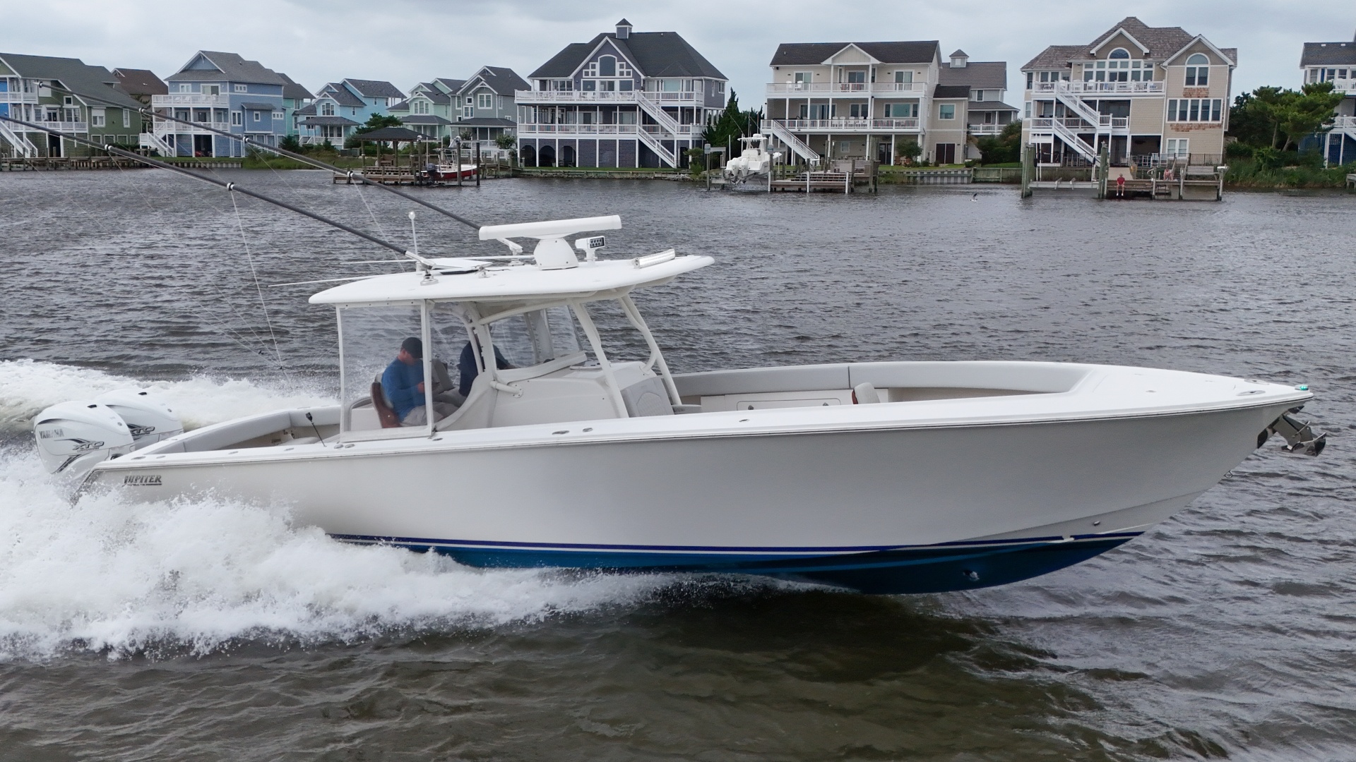 Flooring It 38ft Jupiter Yacht For Sale