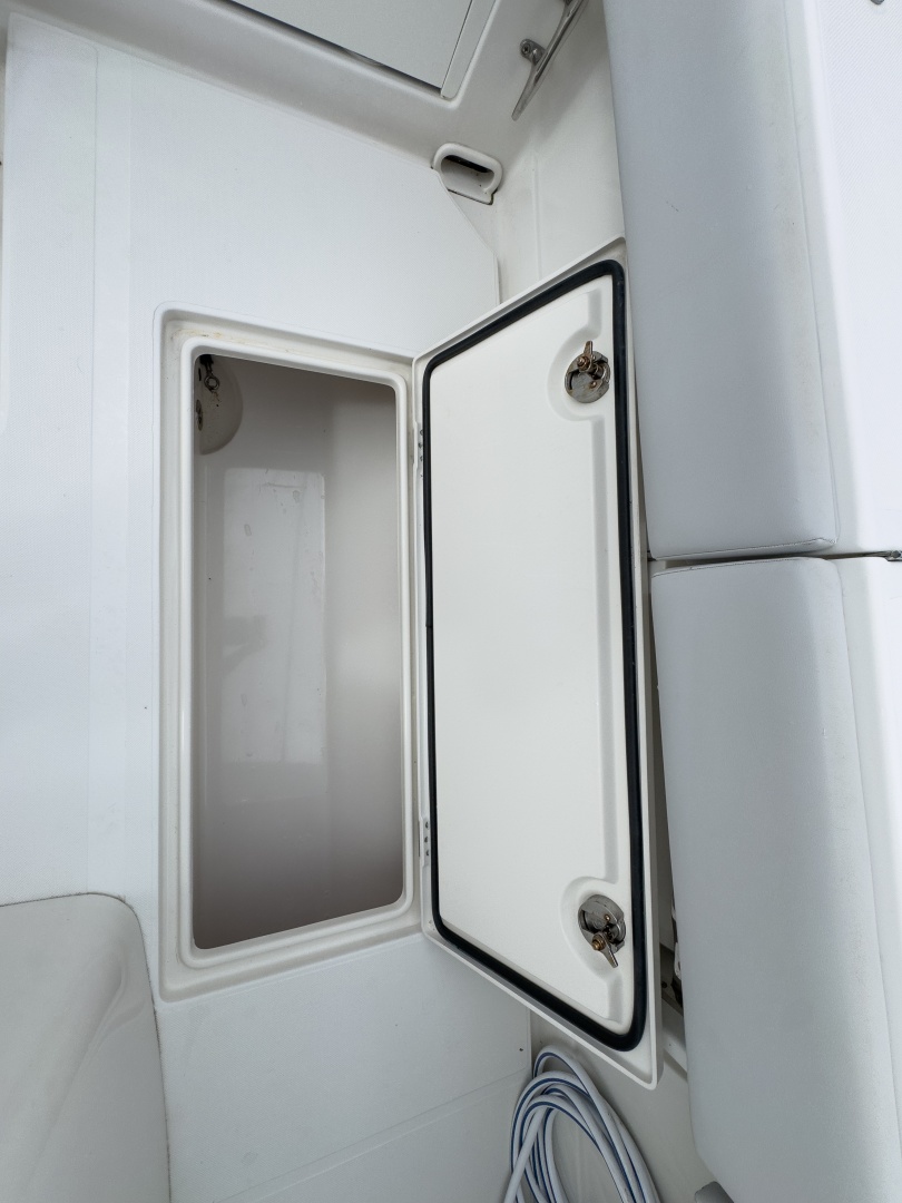 Flooring It 38ft Jupiter Yacht For Sale