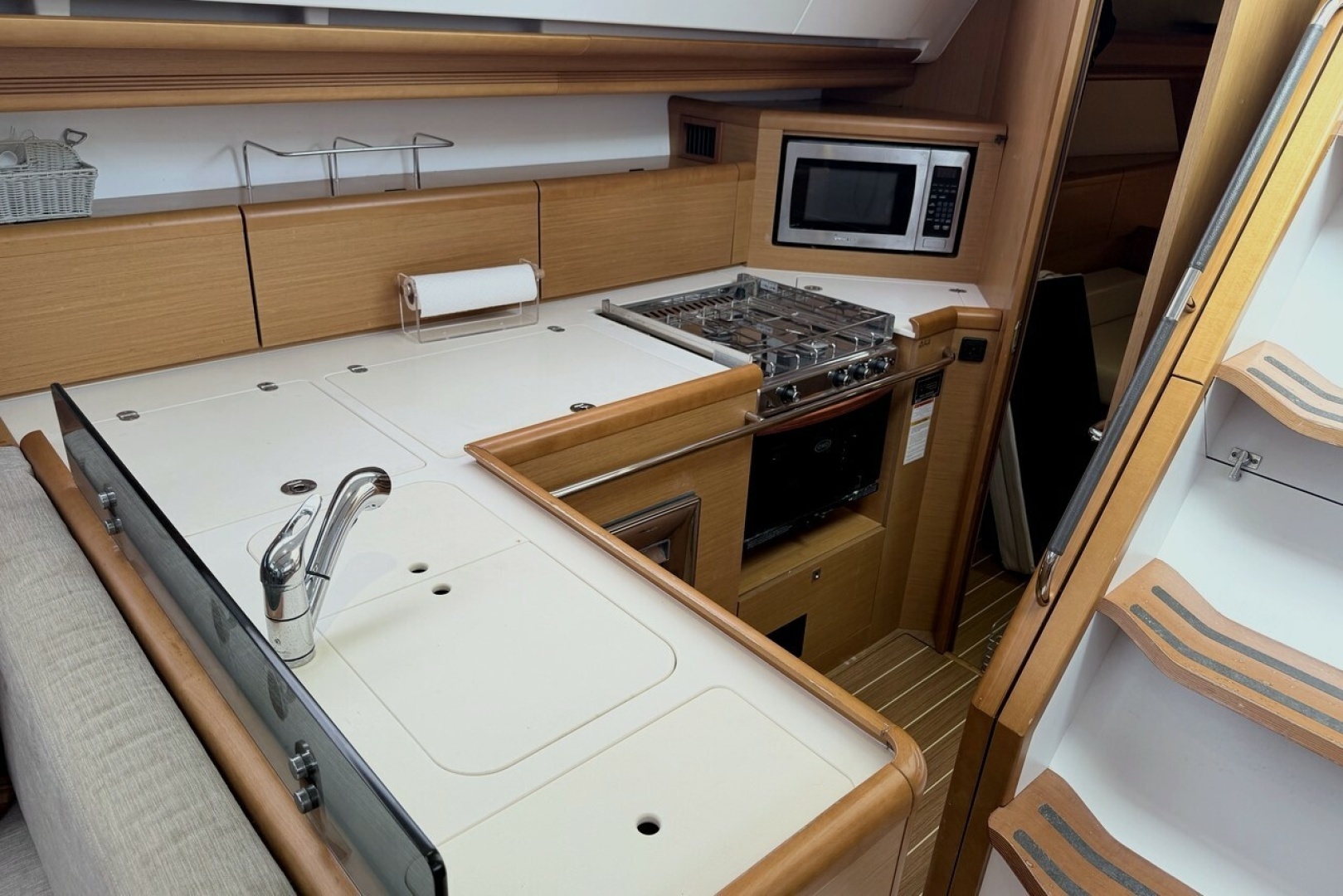 Caprice 45ft Jeanneau Yacht For Sale