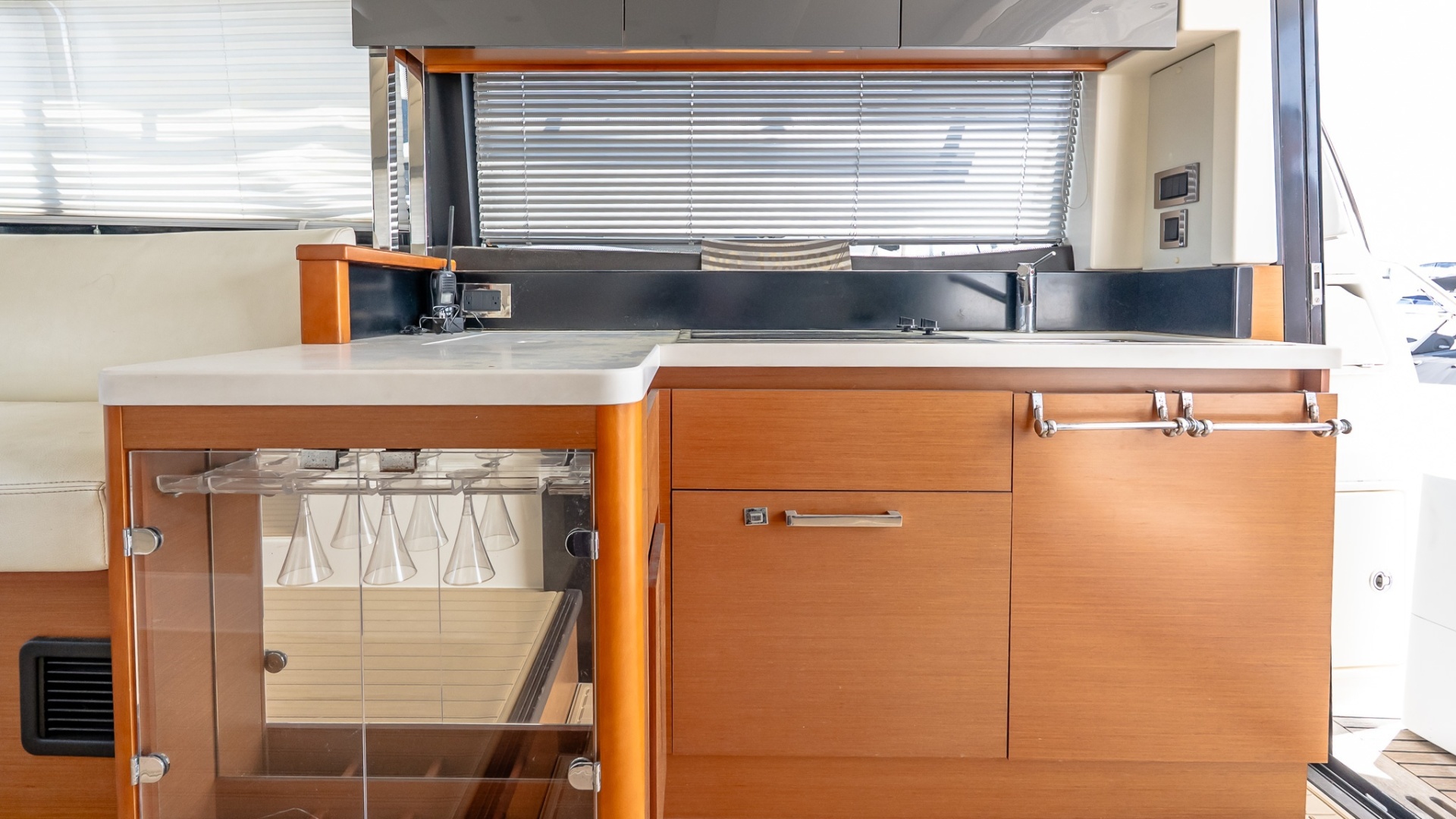 2015 Prestige 450S