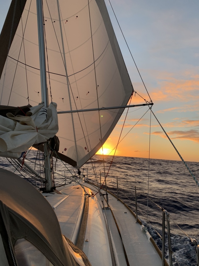 CARA OF PORTSMOUTH 44ft Jeanneau Yacht For Sale CARA OF PORTSMOUTH 44ft Jeanneau Yacht For Sale