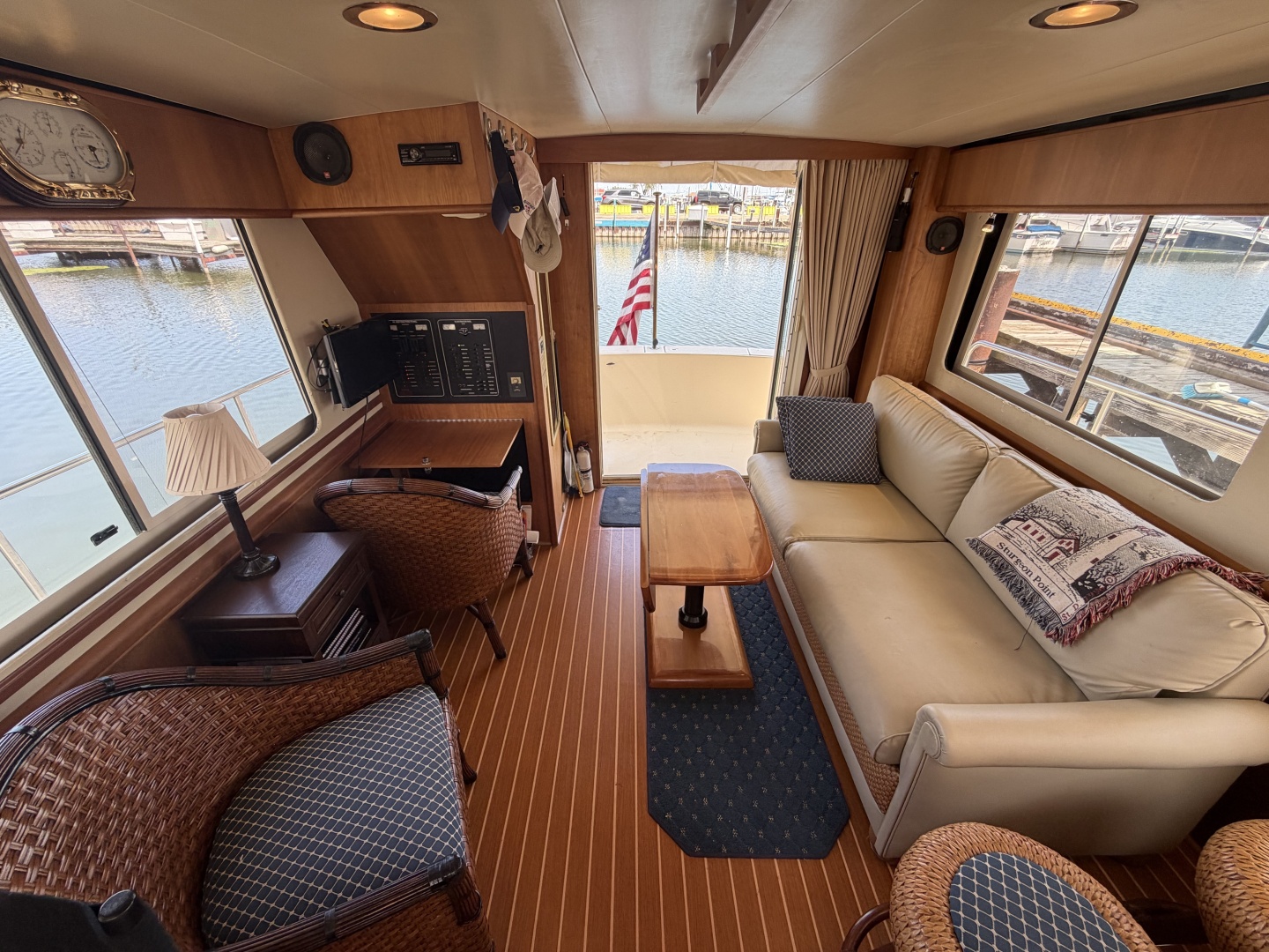 FIDELITY 34ft Mainship Yacht For Sale