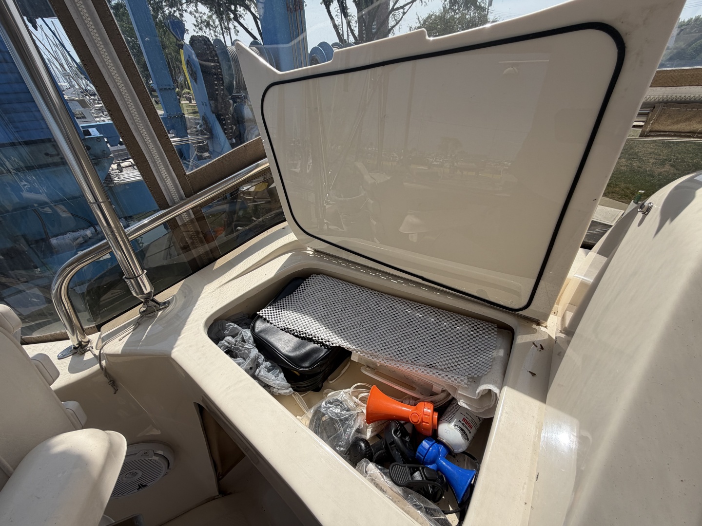 FIDELITY 34ft Mainship Yacht For Sale