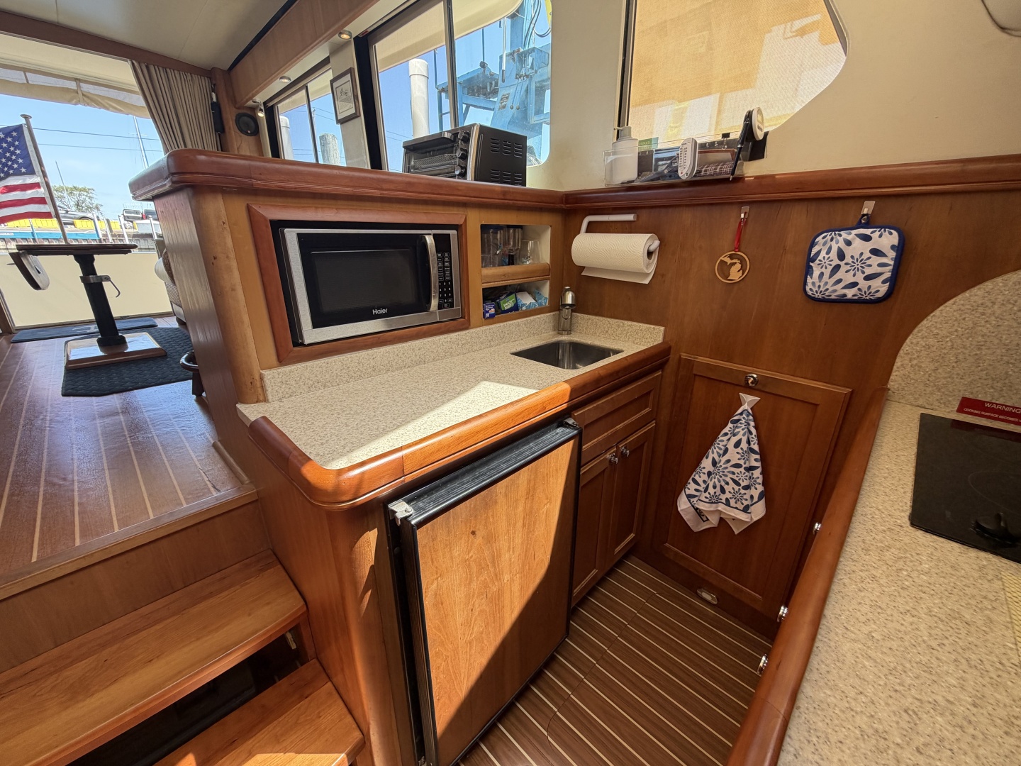 FIDELITY 34ft Mainship Yacht For Sale