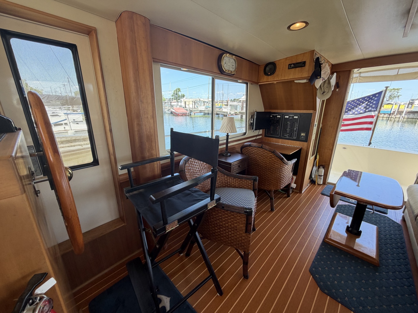 FIDELITY 34ft Mainship Yacht For Sale