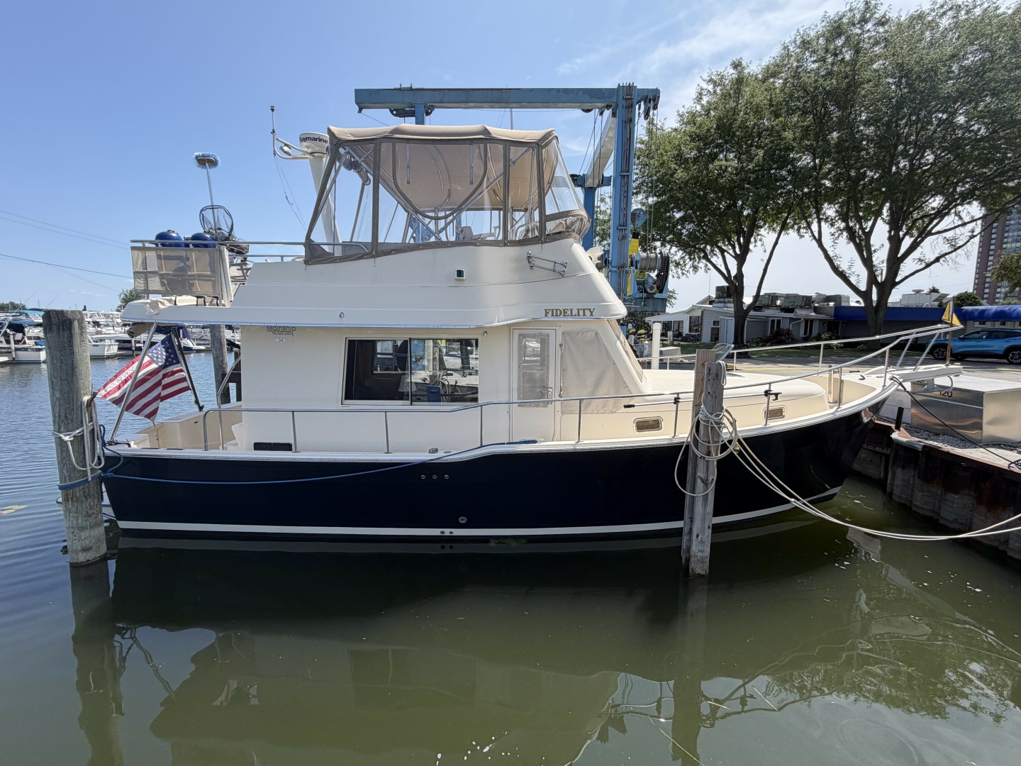 FIDELITY 34ft Mainship Yacht For Sale