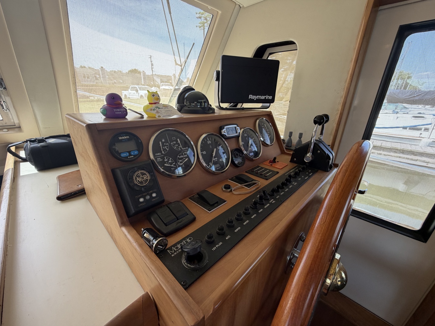 FIDELITY 34ft Mainship Yacht For Sale