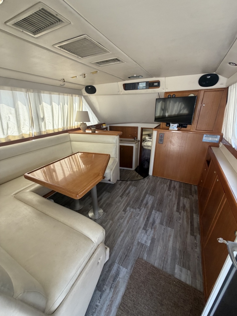 2000 Riviera 34