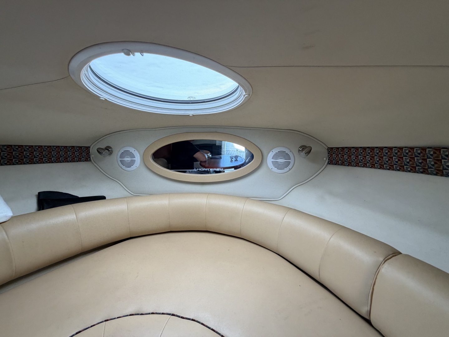PURA VIDA 29ft Monterey Yacht For Sale PURA VIDA 29ft Monterey Yacht For Sale