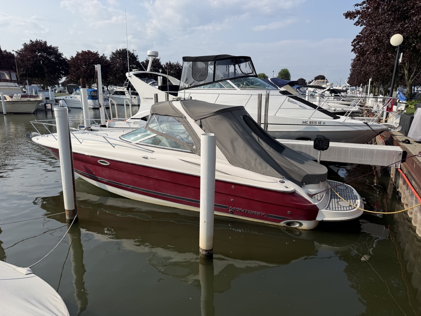 PURA VIDA 29ft Monterey Yacht For Sale PURA VIDA 29ft Monterey Yacht For Sale