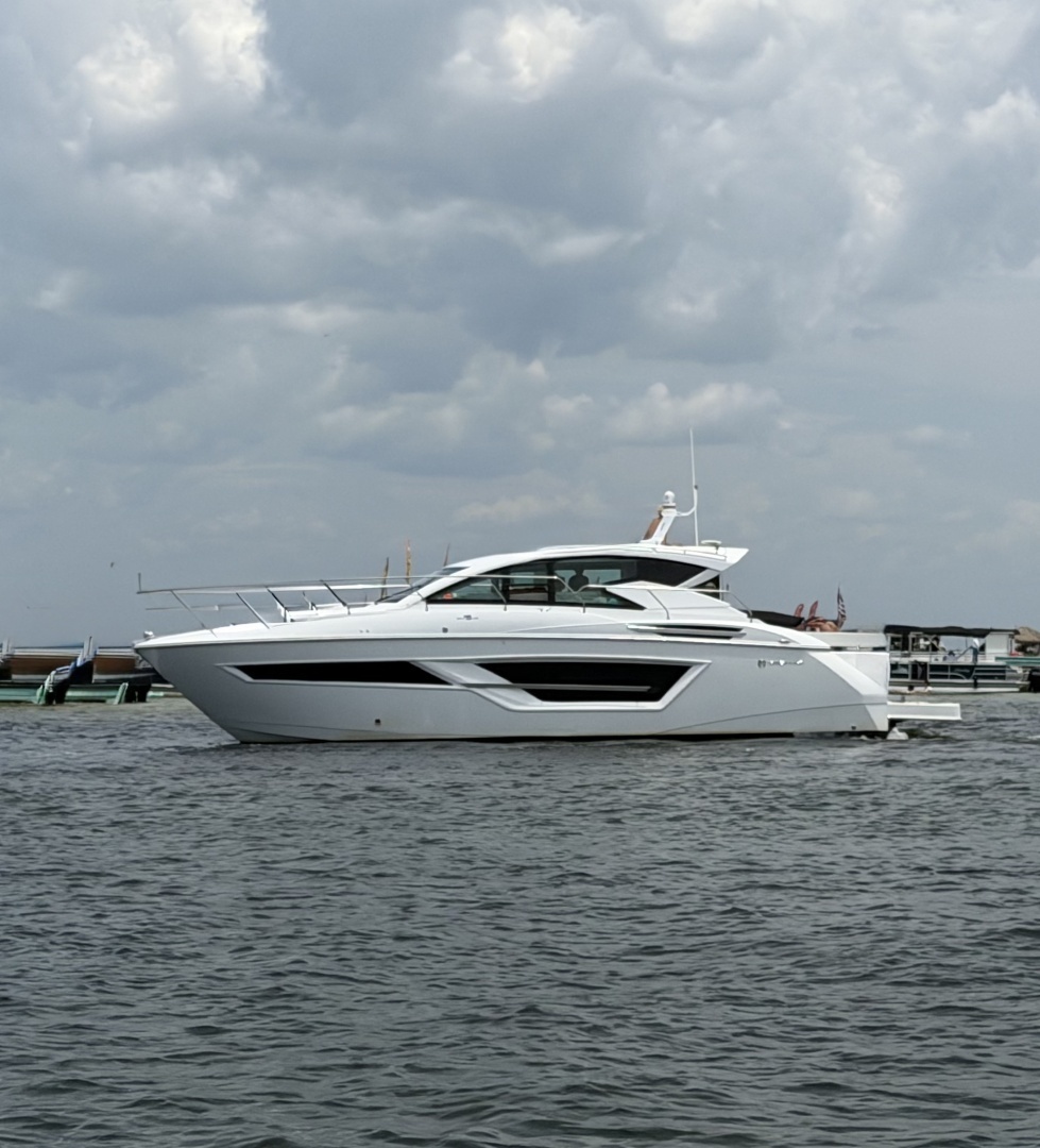 2022 Cruisers 46 Cantius
