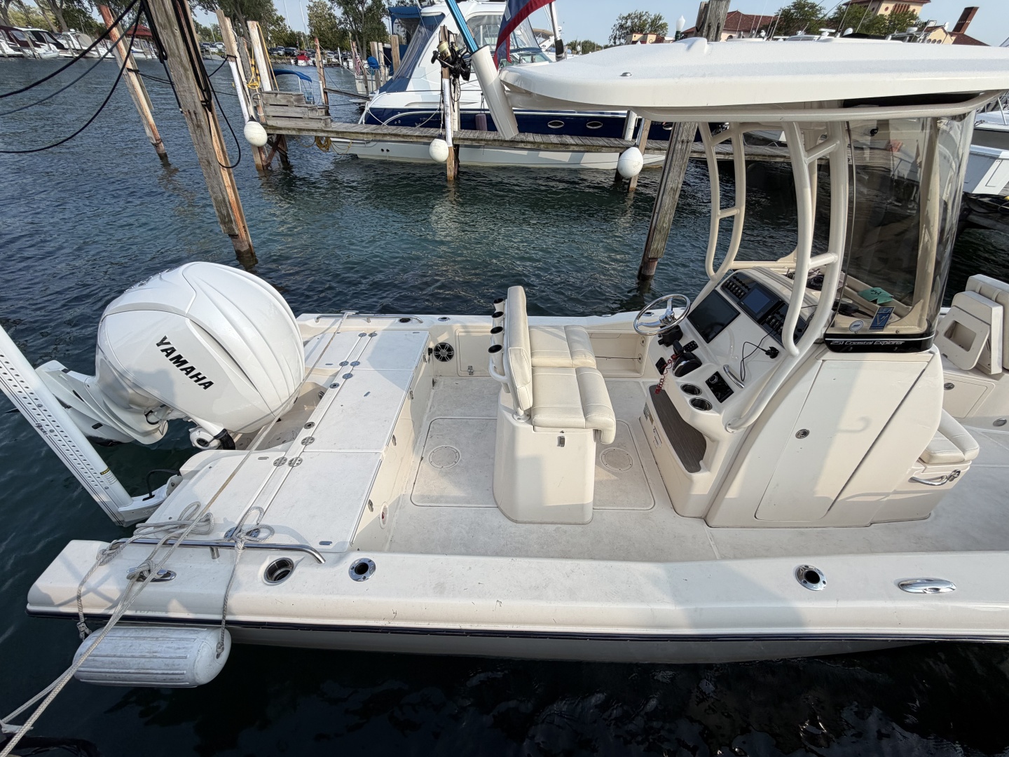 25ft Grady White Yacht For Sale