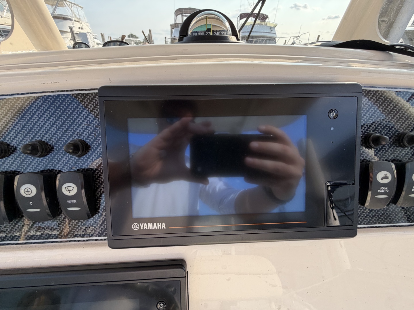 25ft Grady White Yacht For Sale