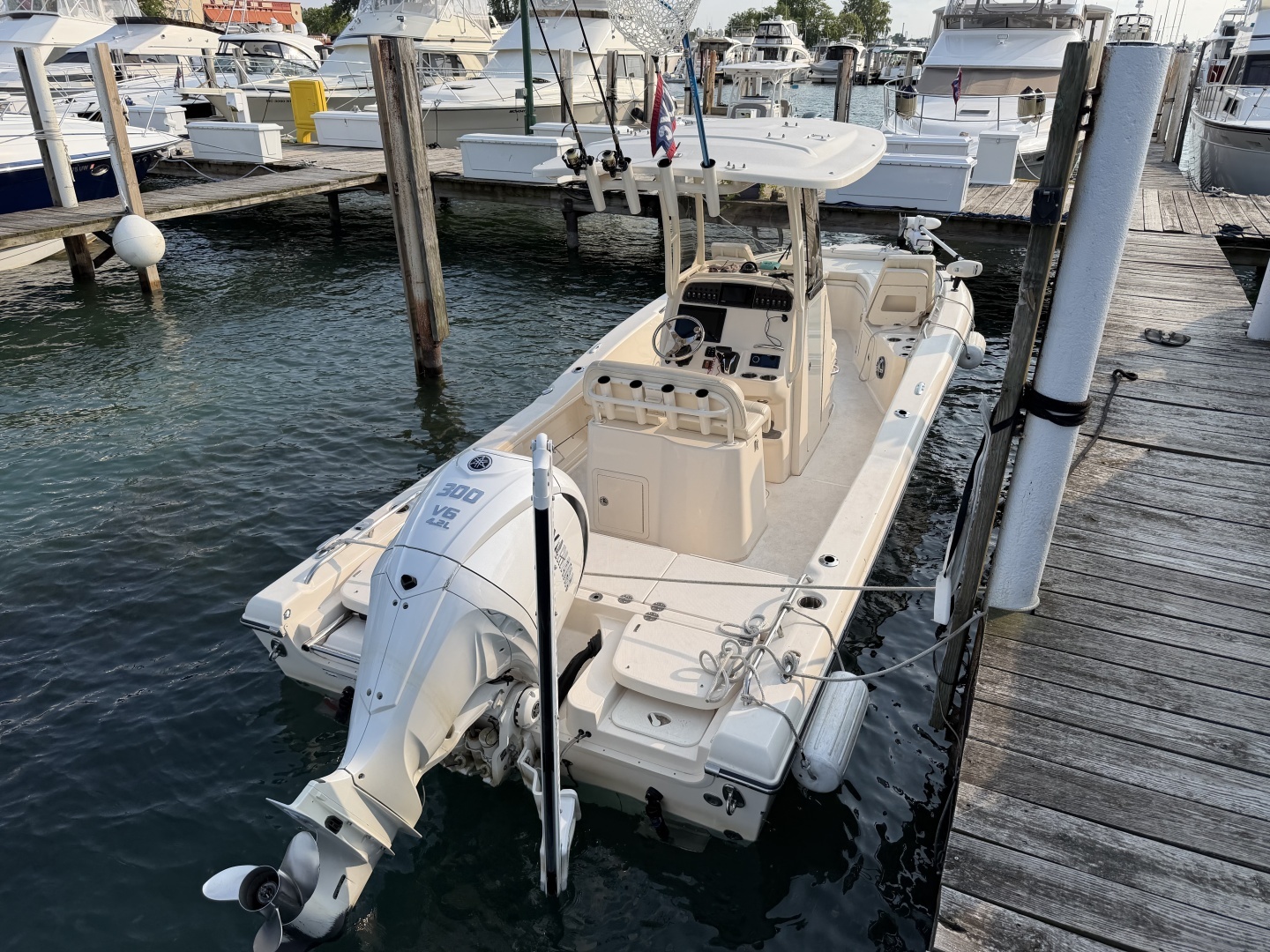 25ft Grady White Yacht For Sale