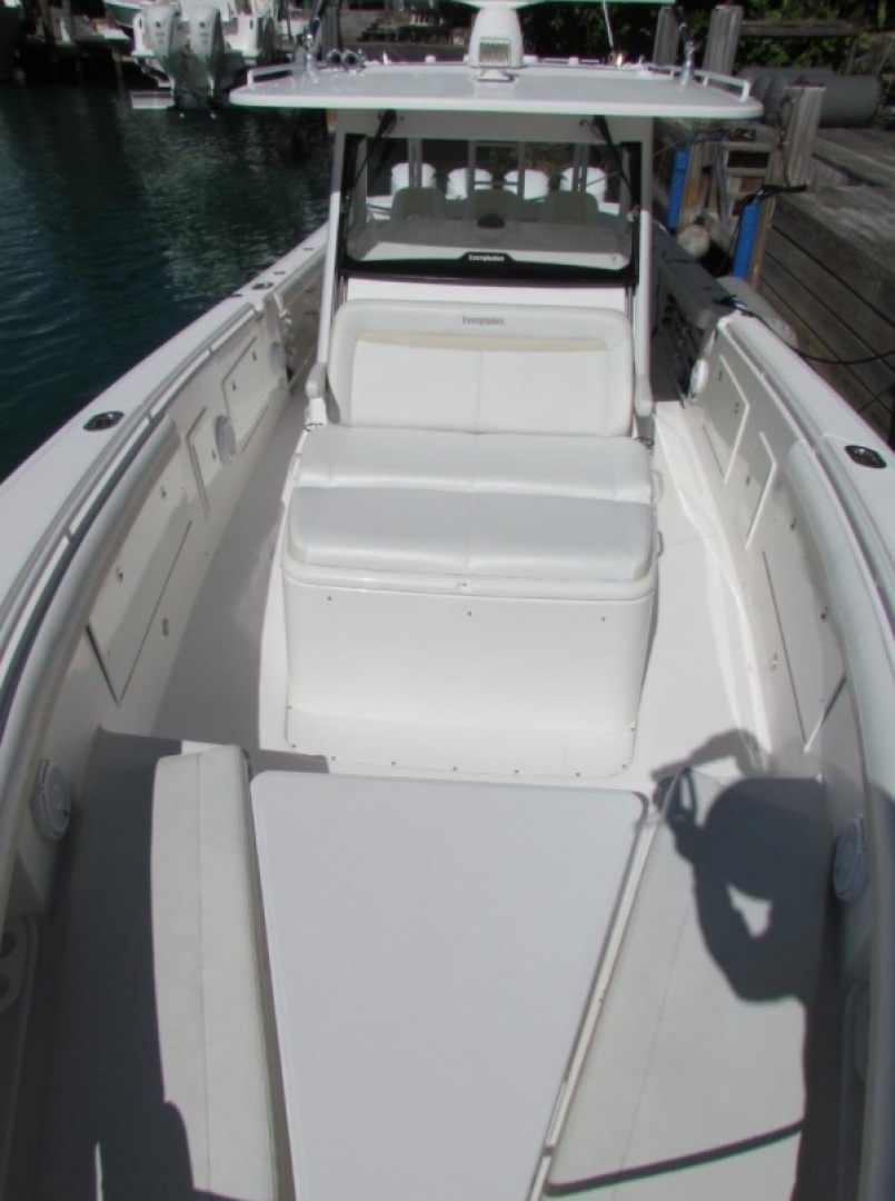 42ft Everglades Yacht For Sale