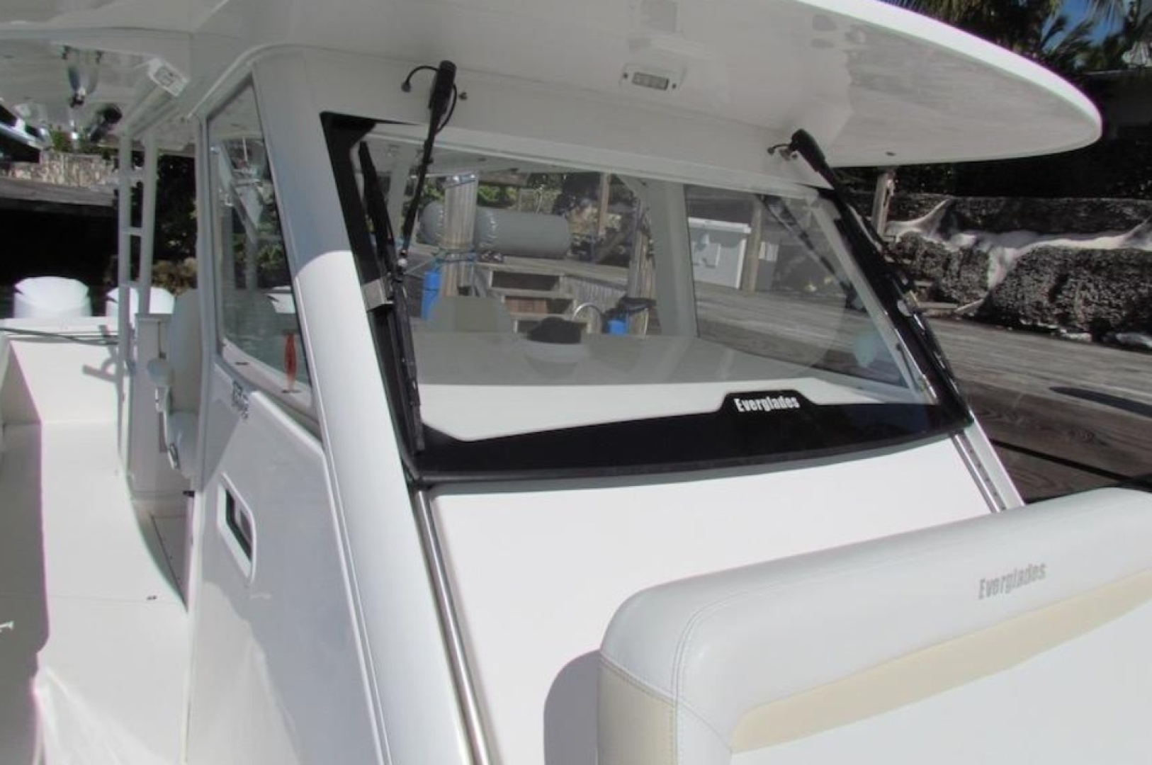 42ft Everglades Yacht For Sale