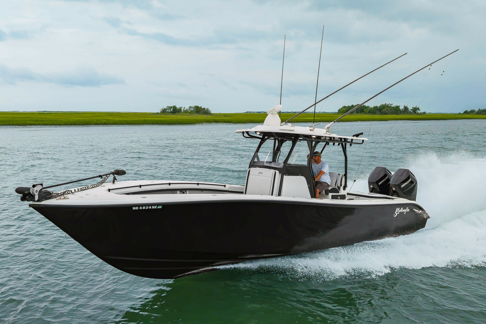 2025 Yellowfin 32