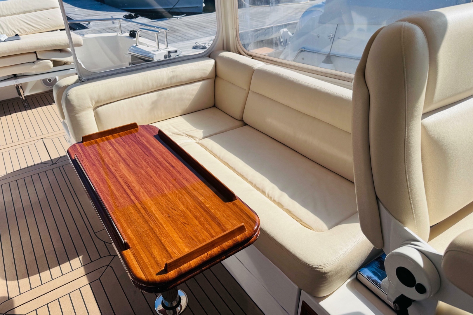 MJM 40z Yacht For Sale