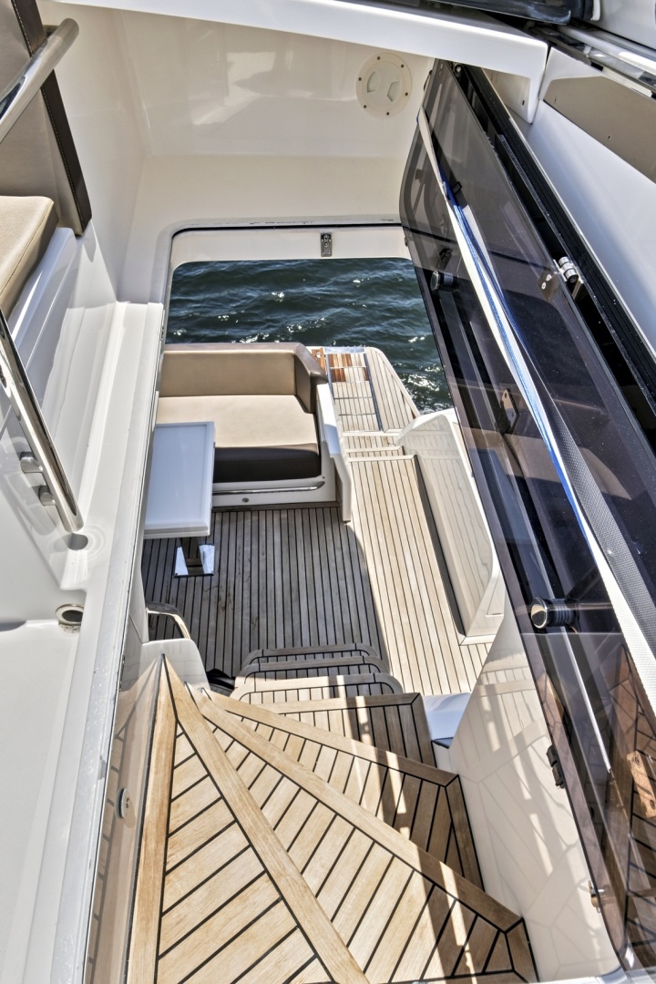 Galeon Sky Yacht For Sale