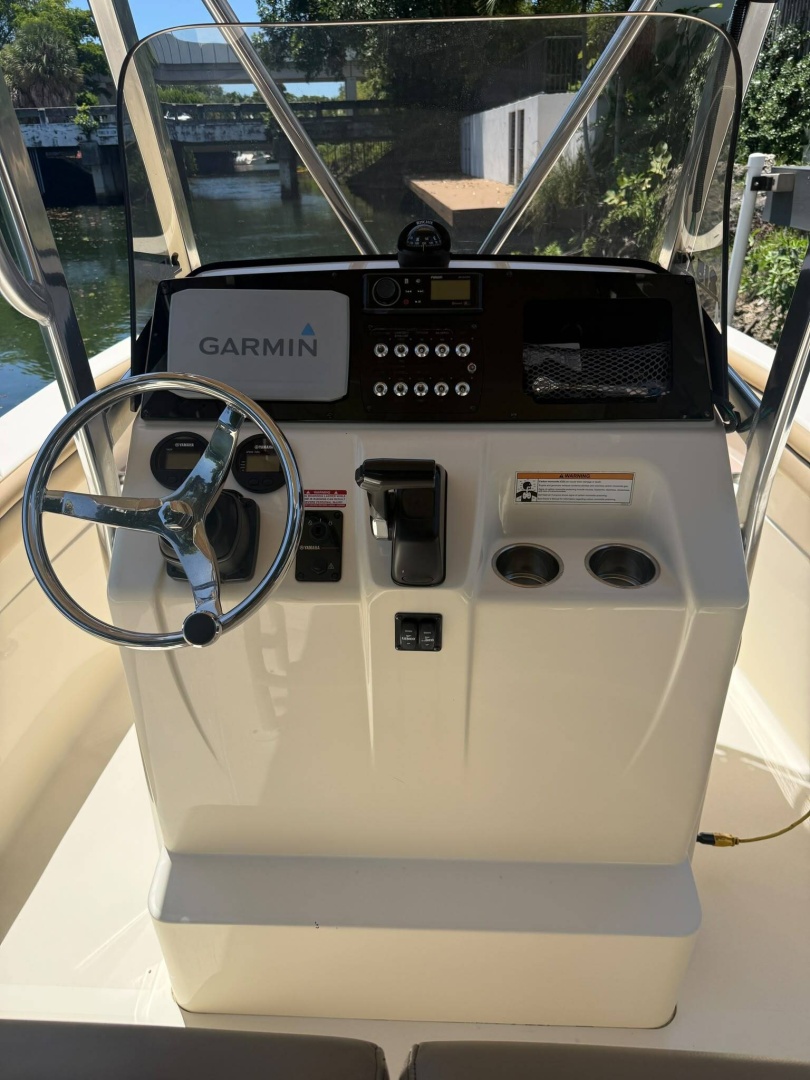 27ft Scout Yacht For Sale