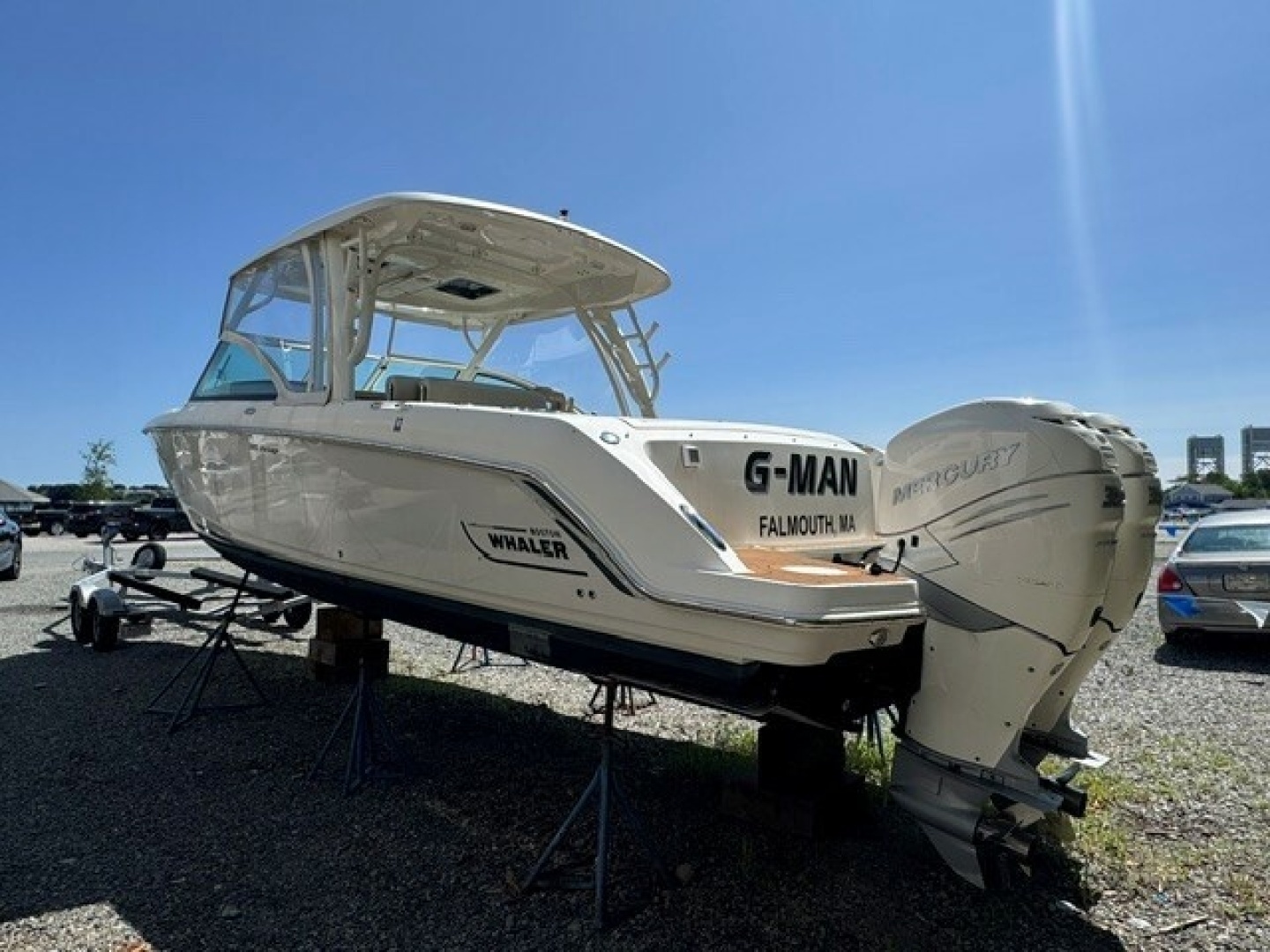 Boston Whaler 320 Vantage Yacht For Sale
