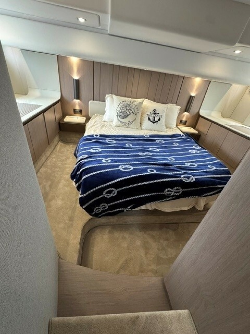 Azimut 50FLY Yacht For Sale