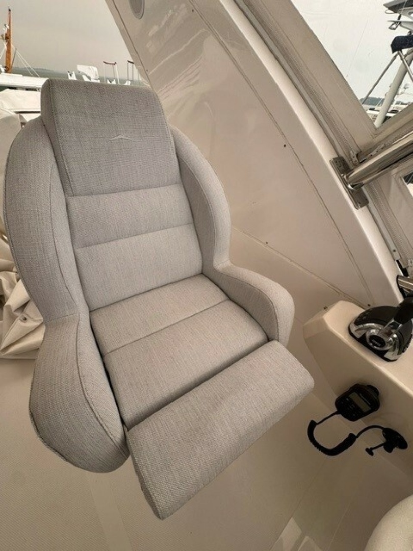 2023 Azimut 50FLY