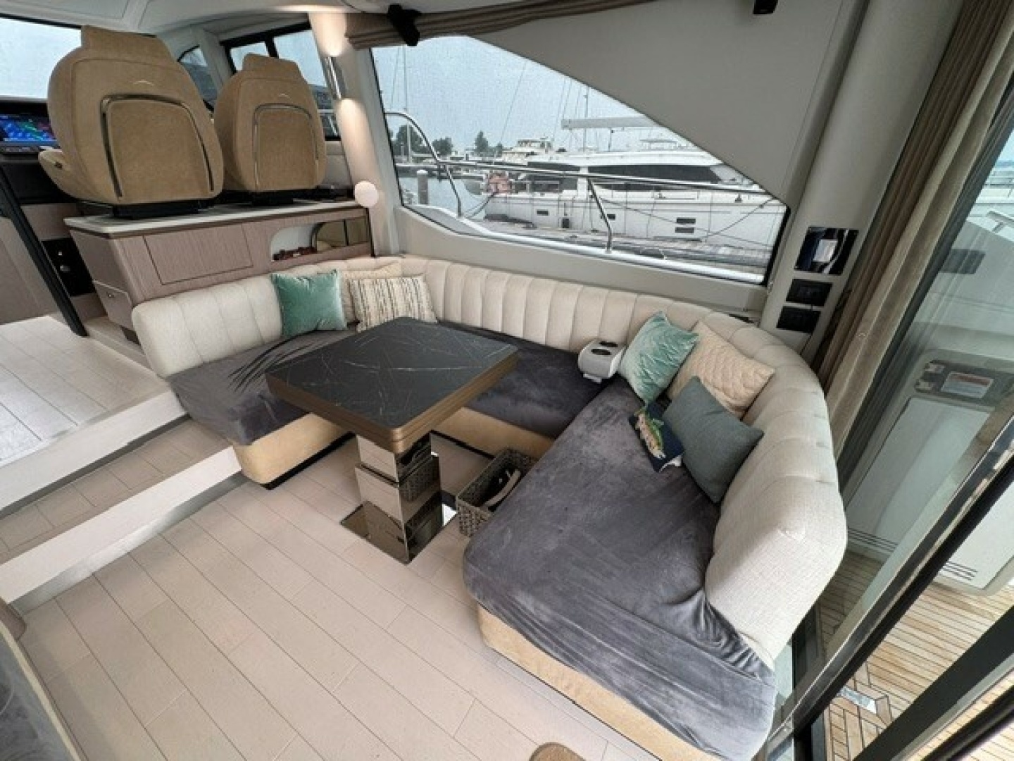 Azimut 50FLY Yacht For Sale
