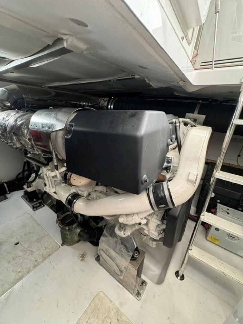 Azimut 50FLY Yacht For Sale