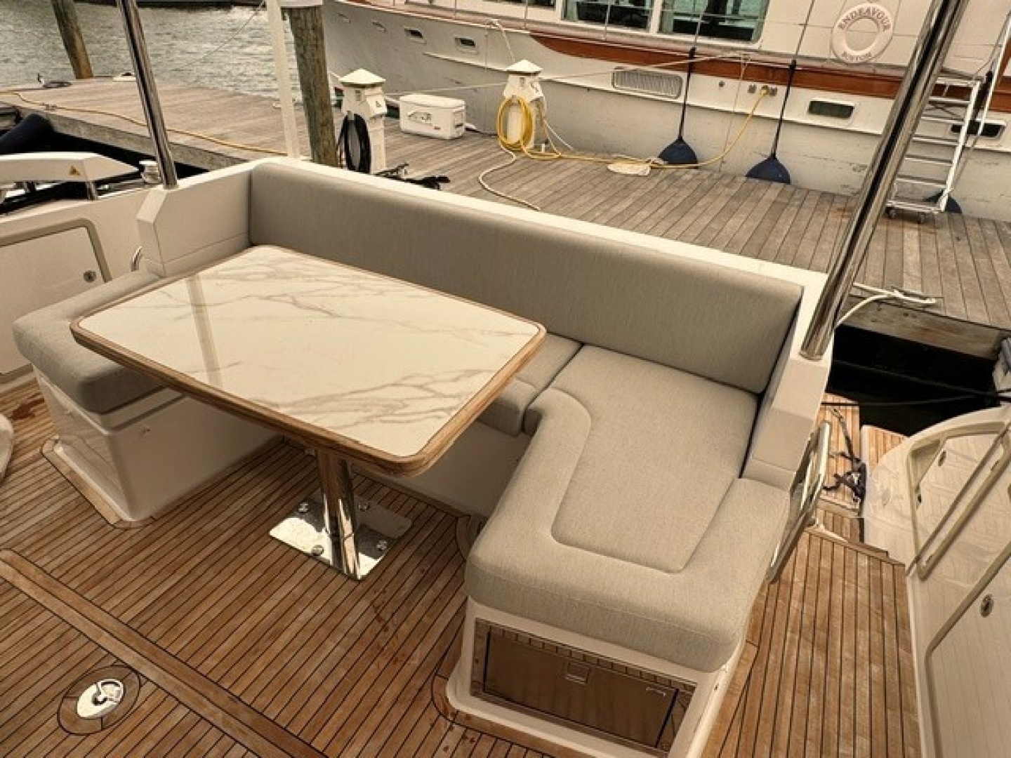 Azimut 50FLY Yacht For Sale