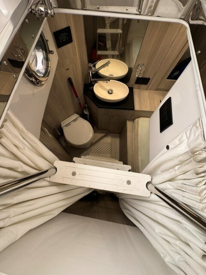 Azimut 50FLY Yacht For Sale