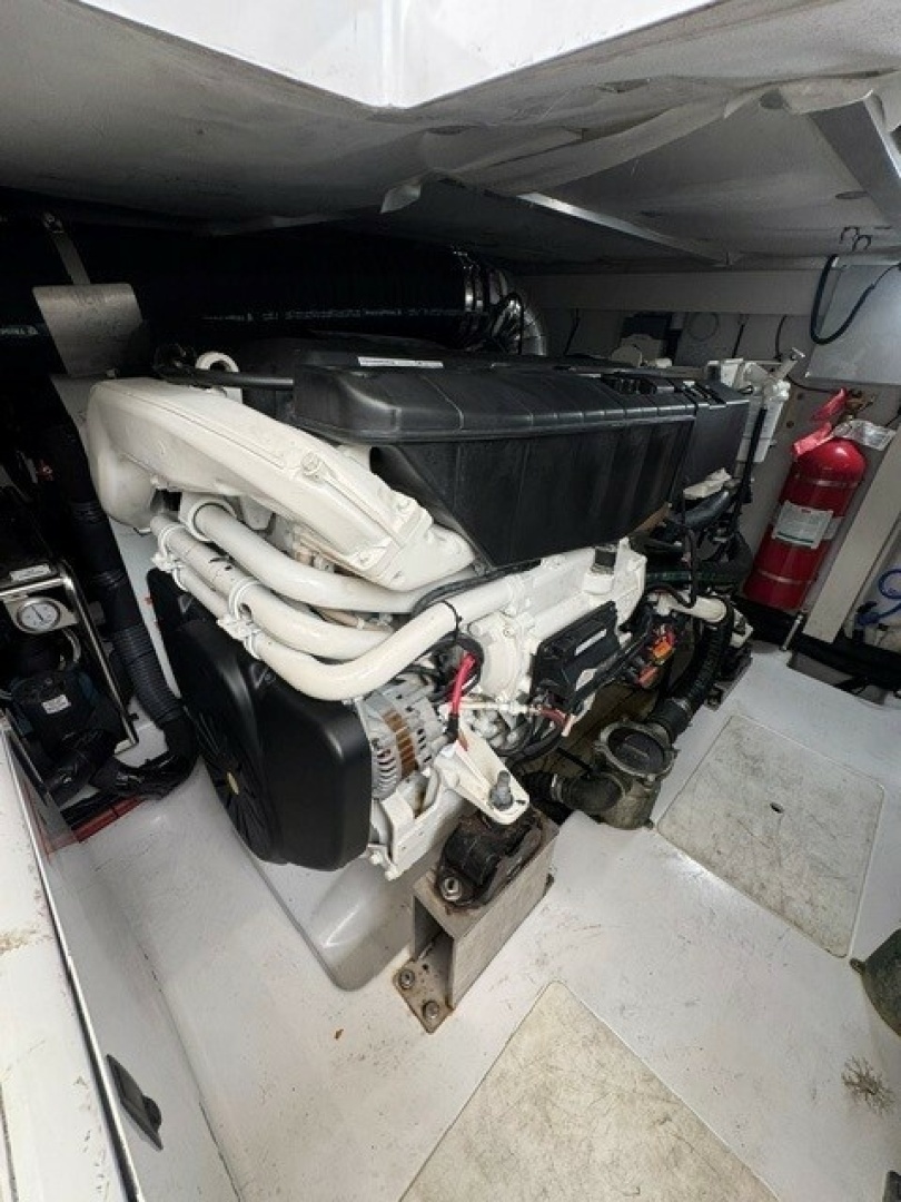 Azimut 50FLY Yacht For Sale