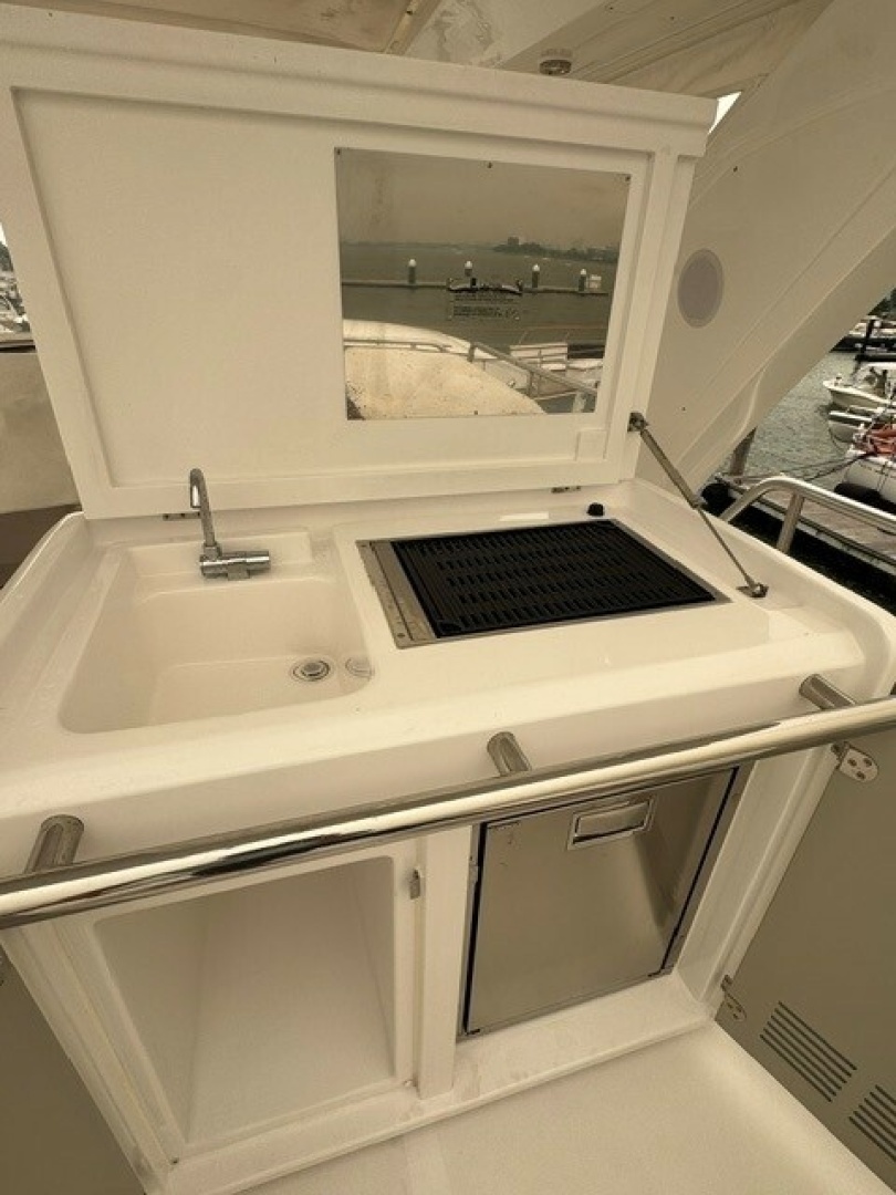 Azimut 50FLY Yacht For Sale