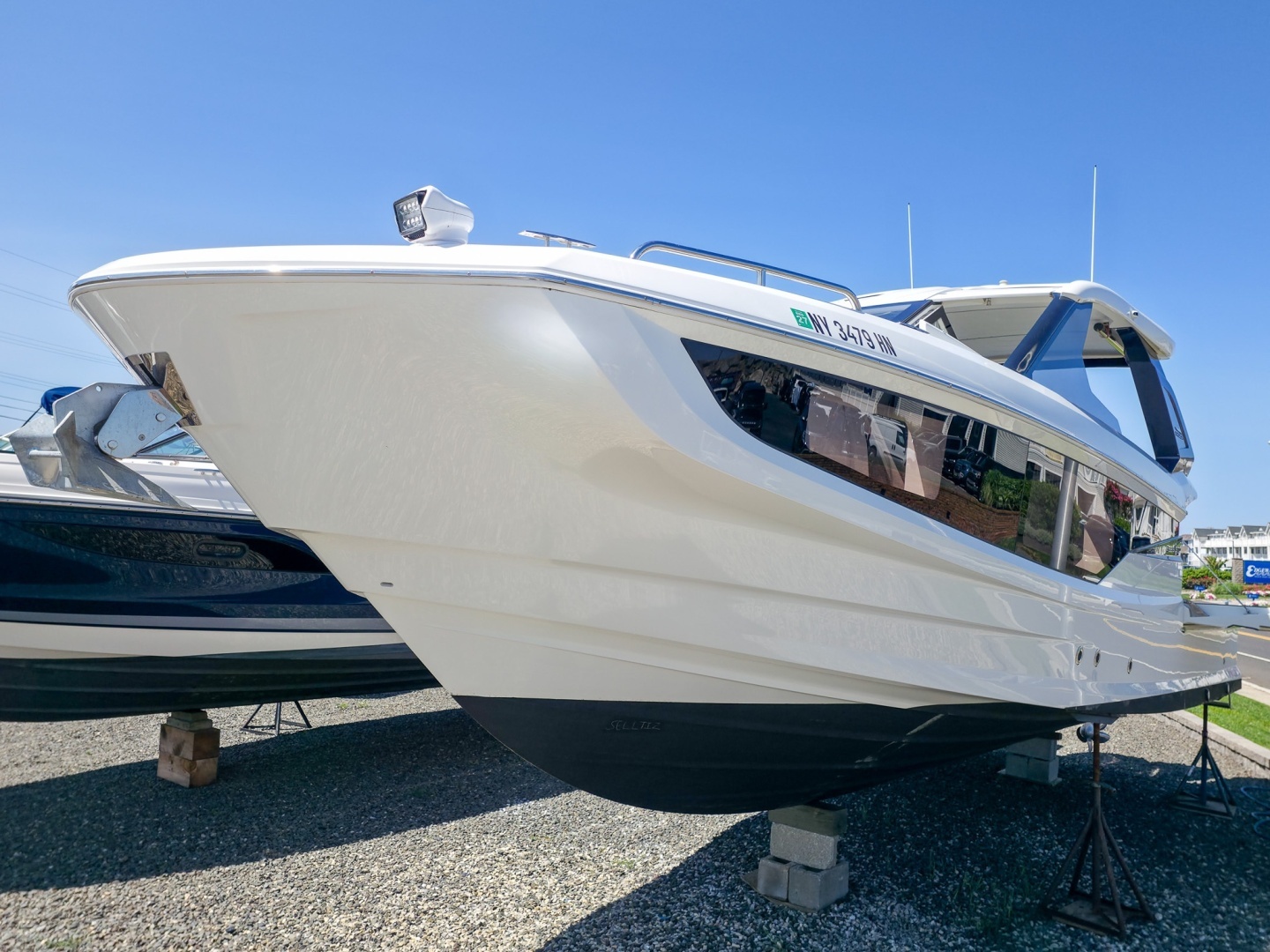 Galeon 325 GTO Yacht For Sale