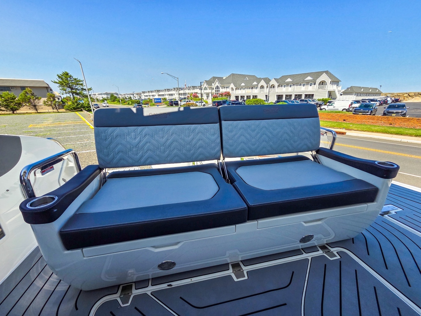 Galeon 325 GTO Yacht For Sale
