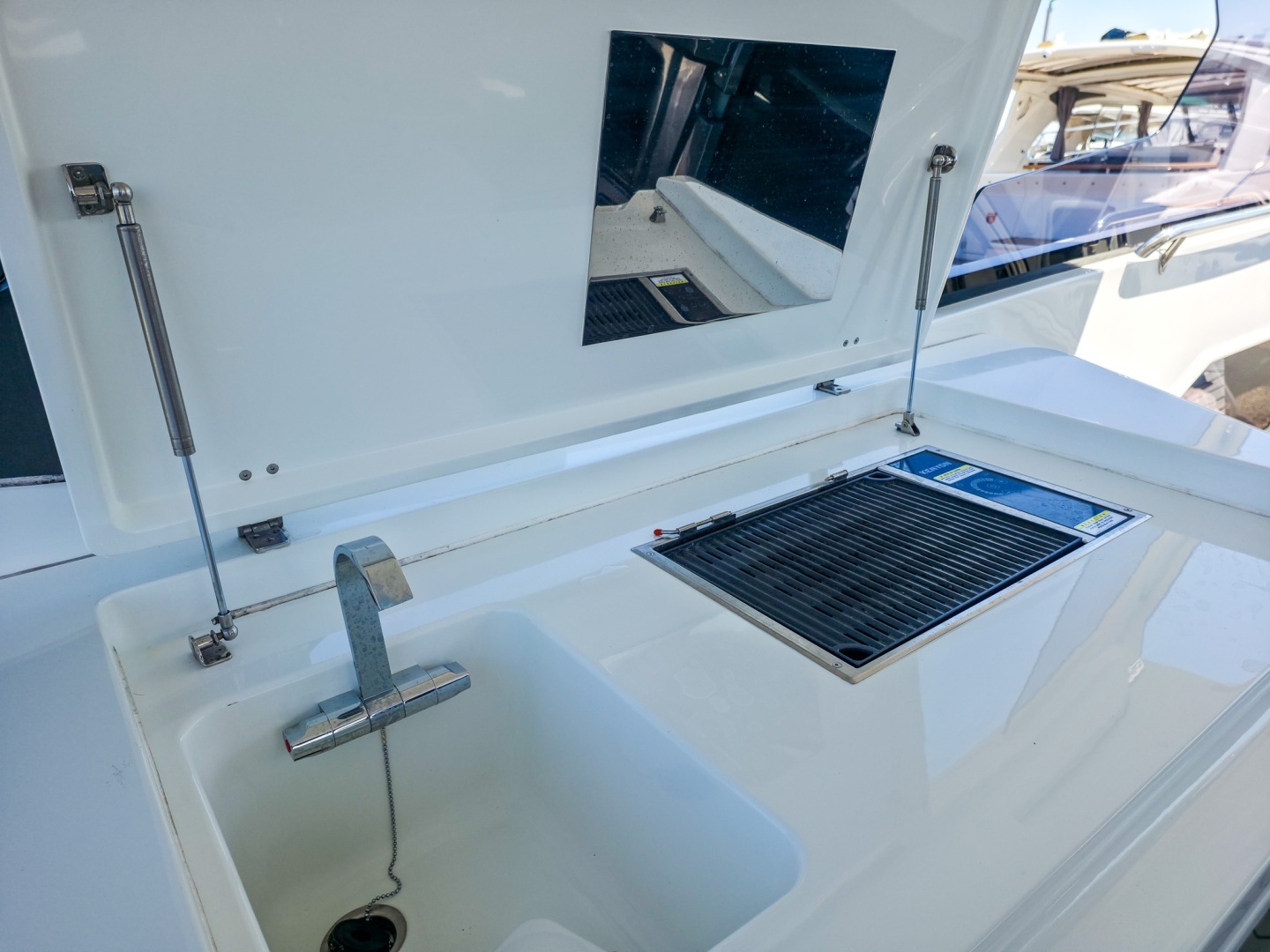 Galeon 325 GTO Yacht For Sale