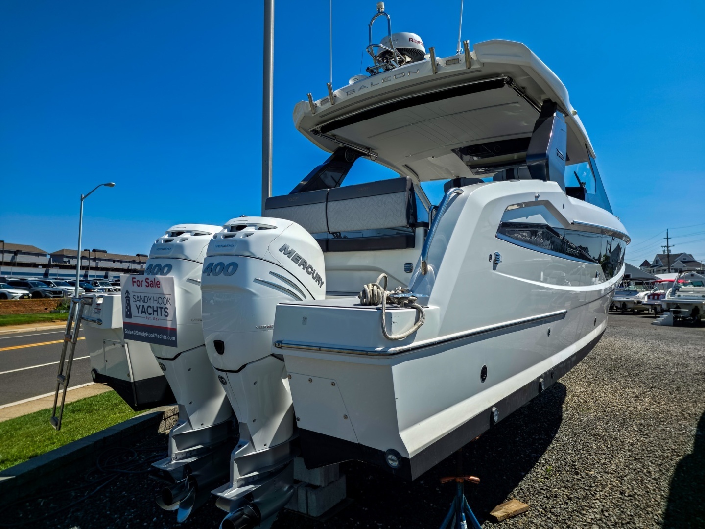 Galeon 325 GTO Yacht For Sale